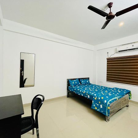 ホテル Highland Residency Attappādi エクステリア 写真